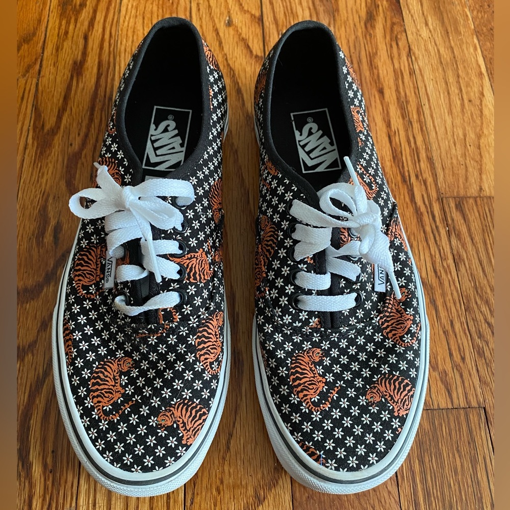 Vans Tiger Design Shoes